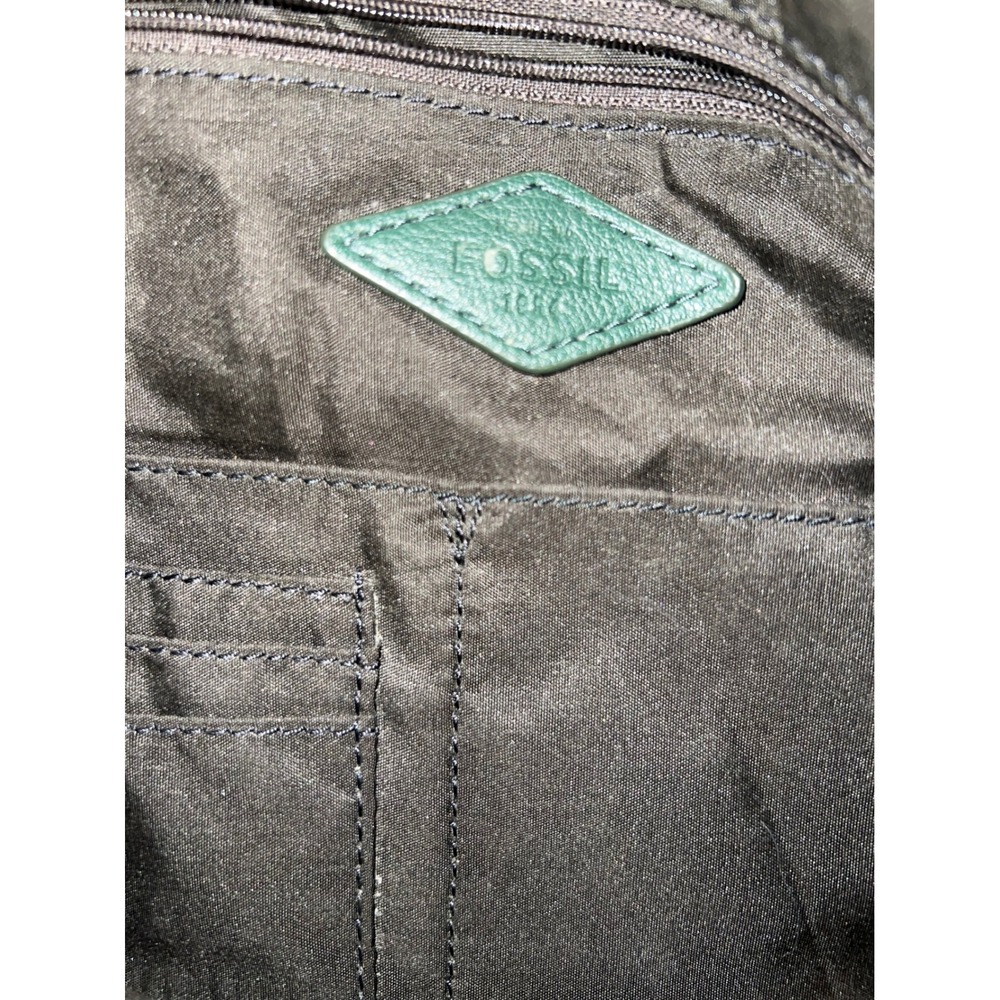 Fossil Green Pebbled Leather Tote Bag and Matching Slim Bifold Wallet Set - Picture 6 of 6